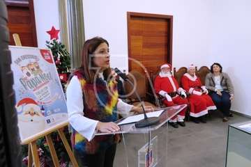 Música e ilusión en grandes dosis para recibir a Papá y Mamá Noel en Los Llanos (Foto TA)